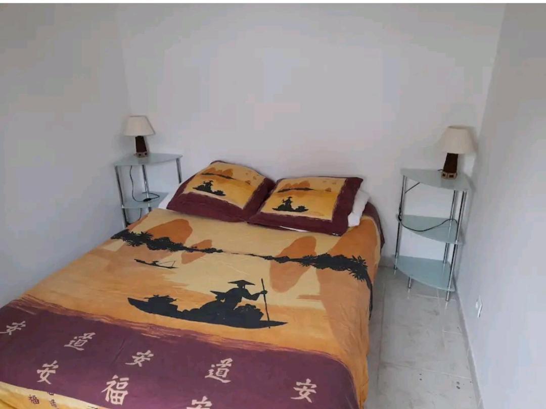 Maisonnée avec une chambre Saint-Michel-en-l'Herm Extérieur photo